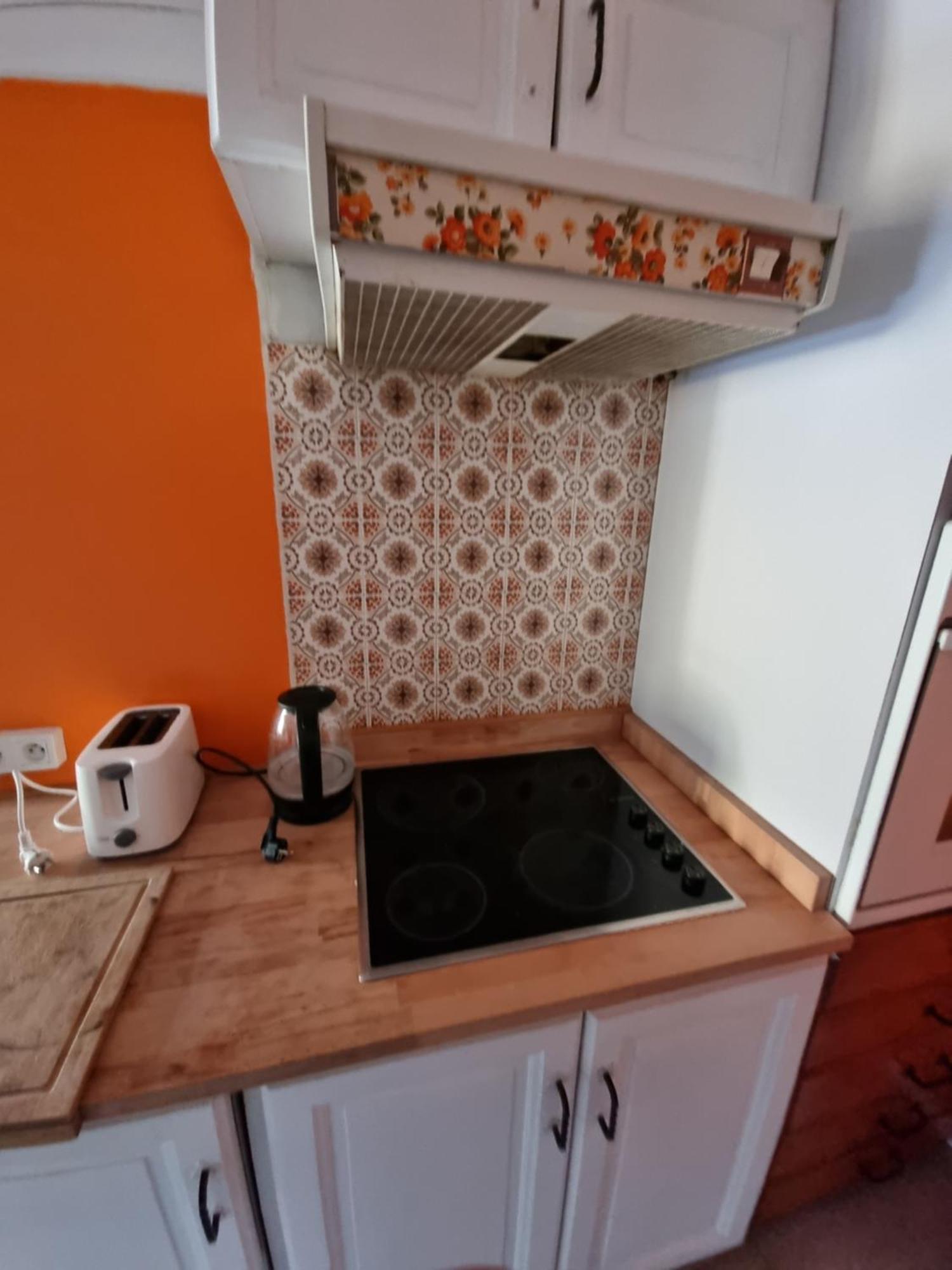Gite Rue Tranquille Padern Экстерьер фото