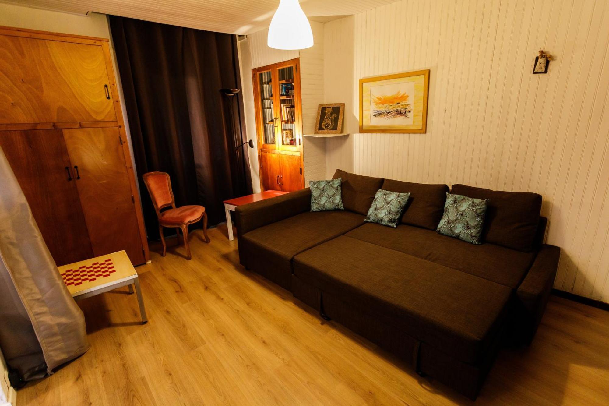 Gite Rue Tranquille Padern Экстерьер фото